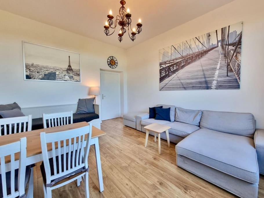 2 Room Apartment Near Station Neustadt In Dresden Neustadt Extérieur photo