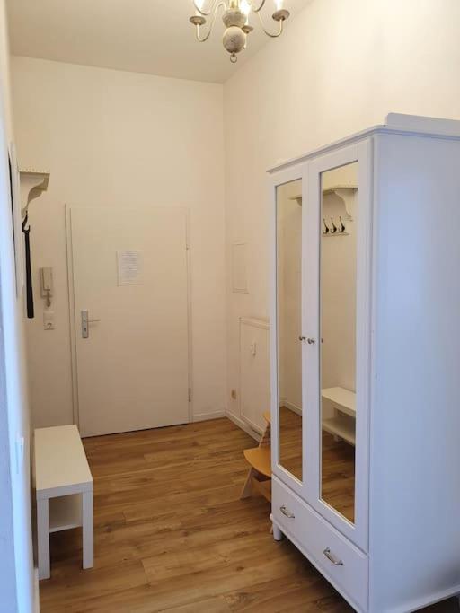 2 Room Apartment Near Station Neustadt In Dresden Neustadt Extérieur photo